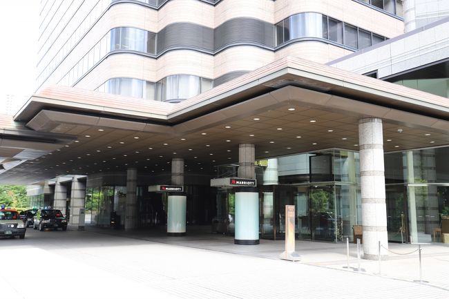 ずーーーっと泊まってみたかった「東京マリオットホテル」<br />けど、お値段高くて、私には、手が届かなくて…<br />そんな時、8月限定の安い宿泊キャンペーンを発見しましたーー!<br />なんと、お値段、2万円切ってたし、誕生日月だったので、思い切って予約して、ついに初体験です♪<br />