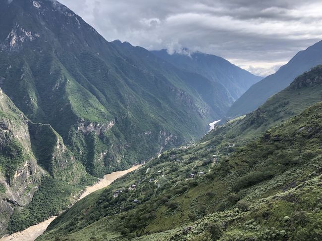 Part3-1: 虎跳峡トレッキング(前半戦): 秘境の絶景を目指して。