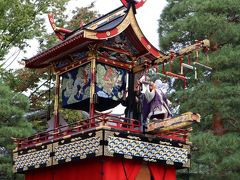 秋の高山祭（八幡祭）・早朝の八幡宮参道「屋台曳き揃え」は、おすすめです　飛騨高山（2/2）2019