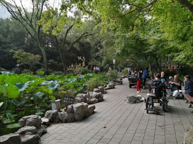 国慶節も4日目の最終日。<br />魯迅公園で中国人パワーを感じて、グルメを満喫しました。