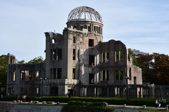 平和「祈念」公園は三年ぶり、お城は初めての訪問でした。「平和祈念公園」の標記は本来は「記念」ですが、「平和を願う」という意味からは、この方が本来ではないかと思います。人類の尊い経験として、どんなことがあっても平和は尊いものです。被害経験だけではなしに、加害の歴史についても学習を積み重ねたいものです。<br /><br /><br /><br />
