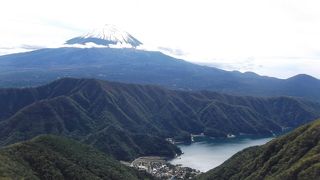 秋の富士五湖周辺を歩く