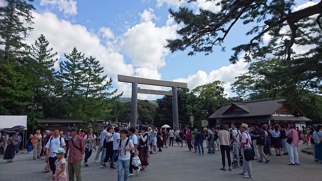 9月の3連休に有休をプラスして東京~名古屋経由で伊勢神宮と松阪、紀伊半島を紀勢線特急でぐるっと回って白浜まで行って来ました。<br /><br />初日 東京ドームで野球観戦<br />2日目 東京から名古屋経由で伊勢神宮、松阪へ←今ここ<br />3日目 松阪から紀勢線特急で那智勝浦経由で白浜へ<br />4日目 南紀白浜空港から羽田空港経由で札幌へ帰る<br />