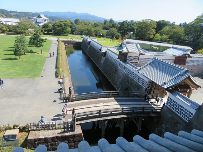 秋の北陸ロマン（２１）金沢城（橋爪門、五十間長屋、菱櫓、三十間長屋）