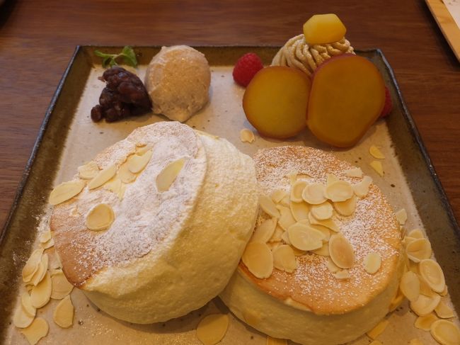 季節限定のパンケーキを求めて長町武家屋敷跡界隈にある和カフェ『菓ふぇMURAKAMI Nagaya-mon店』に行って来ました。<br /><br />三連休も明けましたが長町武家屋敷跡界隈は観光客でかなりの賑わいです。<br /><br /><br /><br /><br />金沢へ・・・・・
