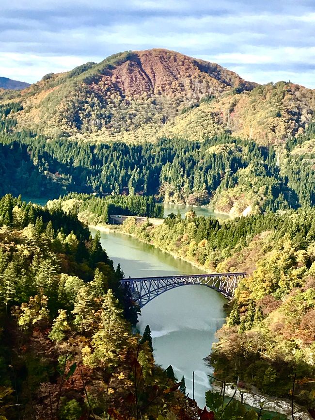 奥会津まで日帰り紅葉狩り！<br />天気にも恵まれて最高でした。