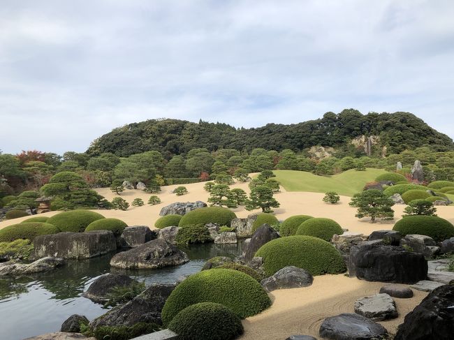 娘の小学校が代休なのを狙い、令和元年11月10日から11日、日月で島根県へ行って来ました。<br /><br />夫が足立美術館へ行きたい…と言ったから、調べたら<br /><br />フジドリームエアラインズが神戸空港から出雲空港へ10月末より就航している事を知り。<br /><br />しかもJALのダイナミックパッケージも使えブラボー(o’∀’o)<br /><br />初FDA、乗って来ました～♪<br /><br />写真は全てスマホです。