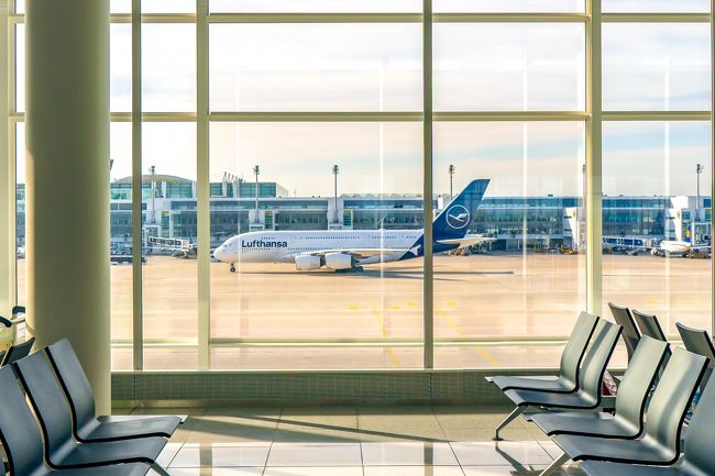 ドイツ観光局さんとルフトハンザドイツ航空さんのお仕事でドイツ7泊8日の旅をしました。<br />◇10月20日 ケルン<br />◇10月21日 ケルン<br />◇10月22日 エルツ城、ヴュルツブルク<br />◇10月23日 ヴュルツブルク、ローテンブルク<br />◇10月24日 ローテンブルク、フュッセン<br />◇10月25日 フュッセン<br />◇10月26日 フュッセン、ミュンヘン<br />◆10月27日 ミュンヘン