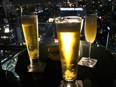 バンコクの休日、街歩きとルーフトップバー、夜景とビールに酔う。