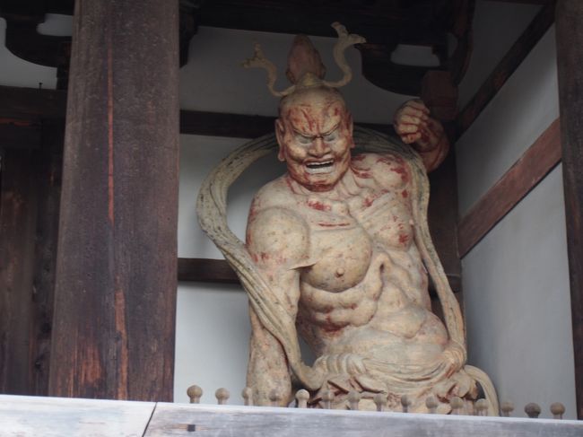 奈良観光最終日。<br />奈良公園付近から離れて、法隆寺や薬師寺、唐招提寺などを巡ります。<br />時間があったので平城京跡へも。<br /><br />世界遺産な一日でした。