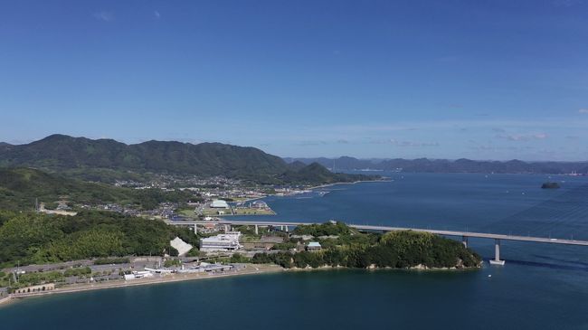 先の伯方大島大橋を渡ると大三島に入りました。<br />大三島は、しまなみ海道の中では一番大きな島です。<br />ダムもあるし大きな神社もあるとのことでそれらを巡りたいと思います。<br />大三島ICから島におりますが、<br />大三島インターから多々羅大橋が見えてきました。