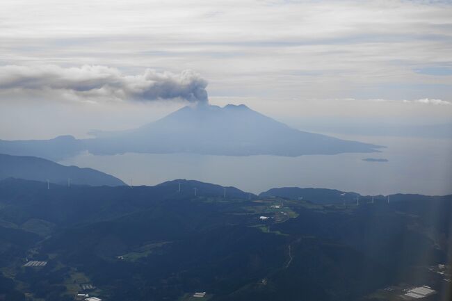友人の学会か何かに便乗<br />1日目: 鹿児島空港~仙巌園~城山ホテル鹿児島泊<br />2日目: 城山ホテル鹿児島~桜島~指宿(ヘルシーランド)~城山ホテル鹿児島泊<br />3日目: 城山ホテル鹿児島~出水~鹿児島空港