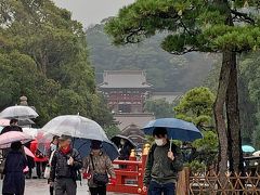 氷雨が降る鎌倉をさまよいながらドライブ