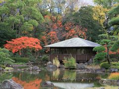 天王寺公園内の慶沢園の庭園が綺麗です。茶臼山古墳をみて堀越神社へお参りしました。