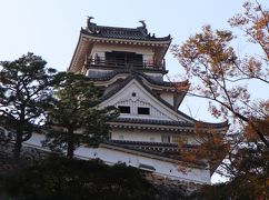 四国周遊・・現存十二天守・高知城と桂浜をめぐります。