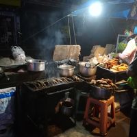 タイ料理が食べたくなりました。航空券安いんでもう飛びます！！(深夜の空港からタクシー移動など)