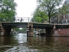 オランダ　アムステルダム　定番の運河クルーズを楽しみました。
