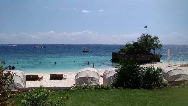 夫婦恒例の1週間の旅(オットの休暇が7日MAXなのです)<br />今回も暑い所で昼から飲んだくれダラダラする!をモットーに行ってきましたー!!<br /><br />現在、函館に住んでいる私達.....函館ってね、成田便がないんですわ。゚(゚´Д`゚)゚。<br />函館→羽田→成田→セブ島よりも<br />函館→千歳→仁川→セブ島の方で行くことにしましたよ。<br />函館と千歳の往復はオットの会社の帰省手当てが出るので経費削減です。<br /><br />いやしかし、函館生活満喫してますが、旅行となると不便だなぁ(+_+)<br /><br />1番最後にターミナルフィーのこと書きました。<br />