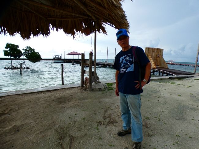 ベリーズ 雨のキーカーカー(Rain in Caye Caulker, Belize)