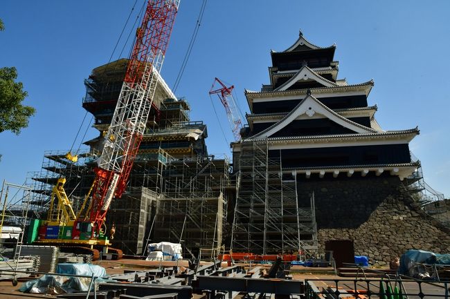 千葉城、熊本城、隈本城、佐敷城を訪問。<br />水前寺公園も訪れた。<br /><br />熊本城はとにかく損傷が激しく、震災前の状態に戻すのに何十年も掛かるというのも納得出来た。