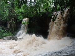 プチ贅沢！アンコール遺跡群満喫の旅　3日目　雨の山登り水中遺跡で大疲弊の巻