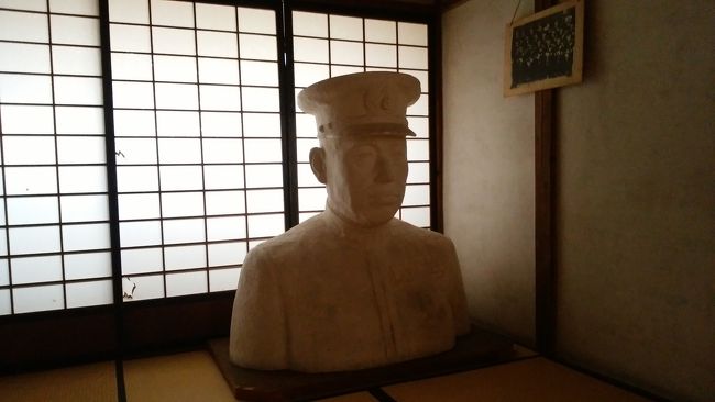 JRの「北海道・東日本パス」(1人連続7日間10,850円当時)を利用して、東京→福島→新潟→東京と普通列車の旅をしてきました。<br /><br /> 郡山に3泊:喜多方で蔵巡り→猪苗代湖で安積疏水関連施設の十六橋水門→会津飯盛山の栄螺堂<br /> 新潟に3泊:鮭の町村上→新潟市内・古町花街→長岡駅周辺<br /><br /> 今回の旅行記は旅行最終日、のんびり帰ります。北海道東日本パス利用なので、青春18切符同様に、普通列車の旅です。<br /> 新潟発10:08、長岡着11:28、長岡発13:48。140分間のお散歩タイムを設定しました。