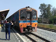 2019-2020 タイ 父のみ１人旅～ パタヤ ～ タイ国鉄は激安、帰りはドンムアンまで２時間半と激早、そして食･生牡蠣てんこもりに満足～