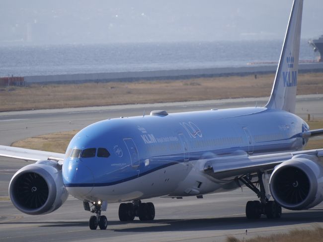 年末に青春18きっぷを購入。<br />関空に行って、離陸する航空機を撮影。<br />年末に海外に行ってきましたが、当然、自分が乗っている飛行機を撮影することは不可能です。<br />よって後日、撮影することにしました。<br />本日、出発された皆様、いってらっしゃーい！