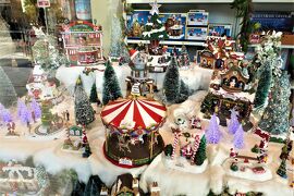 煌めくクリスマスのプーリア♪　Vol.101　☆クリスマスのレッチェ　お店のディスプレイやサントロンツゥオ広場♪