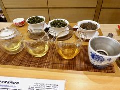 台北のお土産買い周り。そして小籠包も台湾茶も。