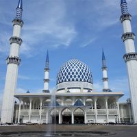 マレーシア一人旅：古都マラッカと絶望のイポー片道切符と静謐のブルーモスク
