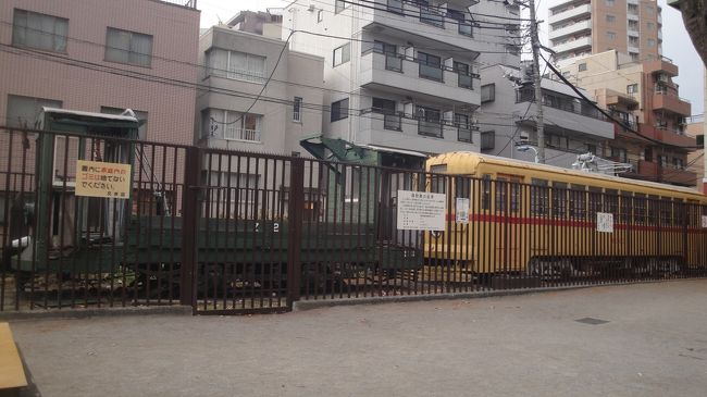 文京区の公園に 「都電電動貨車乙2型」「6000型」が保存されていることを知りました。都バス上58 本駒込5丁目バス停の目の前の公園なので 都バス乗車して訪問してみました。<br />★ 神明都電車庫跡公園 文京区本駒込4-35<br />★ 上58系統 千石1丁目ー本駒込5丁目