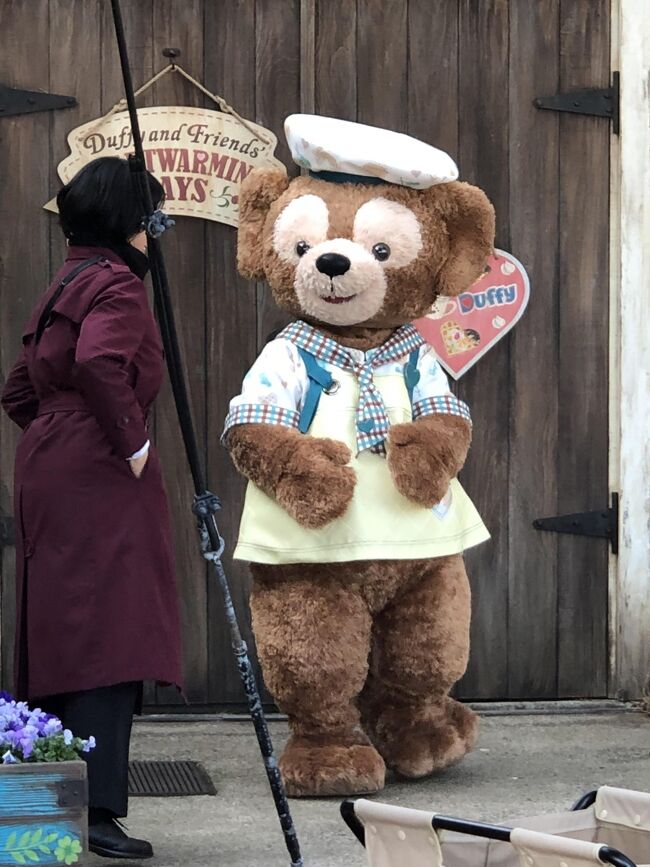 東京ディズニーシー ダッフィー フレンズのハートウォーミング デイズ グッズ メニュー スイーツ 土産 キャラグリの場所が変更 ダッフィー 東京ディズニーリゾート 千葉県 の旅行記 ブログ By リンリンベルベルさん フォートラベル