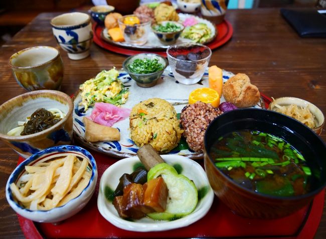 ['20沖縄旅]『笑味の店』で笑顔になれるランチをいただく&#9825;注文は「まかちくみそーれ！」