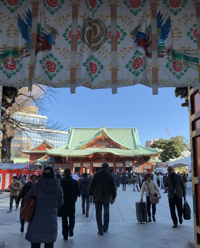 お茶の水駅から神田明神、湯島聖堂。東京ドームを経由して飯田橋の東京大神宮にて御朱印をいただきました。