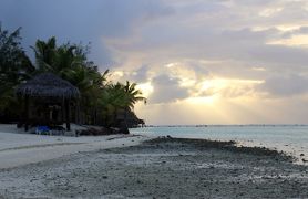 25周年記念　クック諸島　Day5-1(朝、綺麗な場所を探して東へ西へ）