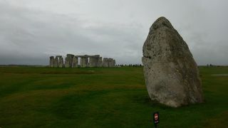 秋のイングランド　カントリーサイドを歩く　３６　太古の巨石文明　ストーンヘンジ