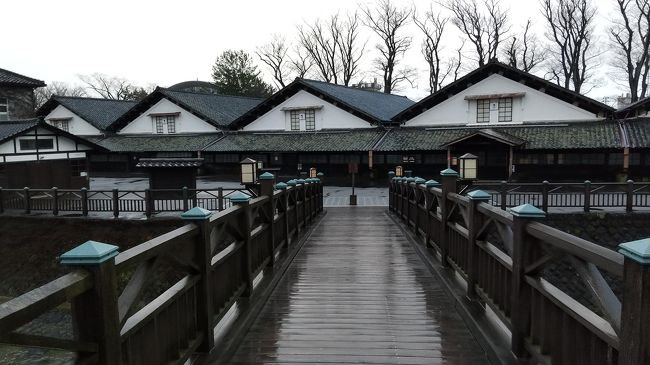 ジェットスター90円セールがあり決めた旅行です。<br />酒田2泊、成田1泊です。<br />昨年も成田ー庄内利用しています。<br /><br /><br />3泊4日旅行代金合計 21134円<br /><br />交通費小計 8034円<br />飛行機 成田 庄内 90円+380円+600円=1070円<br />バス 庄内空港 山居倉庫 770円<br />レンタカー 4070円ー1000クーポン=3070円<br />ガソリン代 1284円<br />バス ホテル 庄内空港 770円<br />飛行機 庄内 成田 90円+380円+600円=1070円<br /><br />宿泊費小計 8800円<br />1泊目 素泊 6500円ー3000クーポン=3500円<br />2泊目 素泊 7000円ー3000クーポン=4000円<br />3泊目 素泊 6300円ー5000クーポン=1300円<br /><br />飲食費小計 3800円<br /><br />温泉 500円