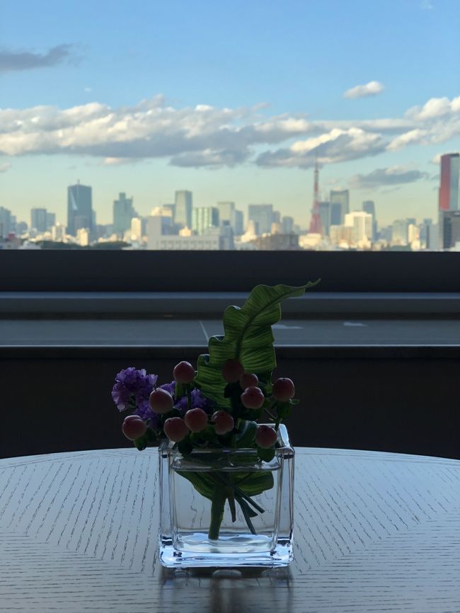 たまにくる、ホテルに引きこもりたい欲。<br />年始に散々引きこもったじゃないかと思ったけども、勢いで予約。<br />品川のプリンスホテル群の中で、前から気になっていたザ・プリンス さくらタワー東京。