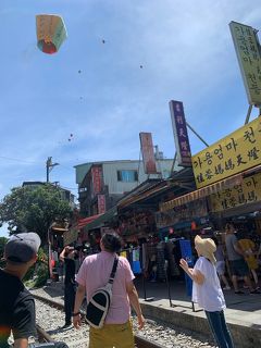 後編 家族で満喫台湾の旅（九分/十分 / 黄金博物館 / 千と千尋 / 台北101 / タピ活と酒）