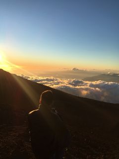 ハレアカラサンセット絶景の旅には何はともあれ防寒対策を！