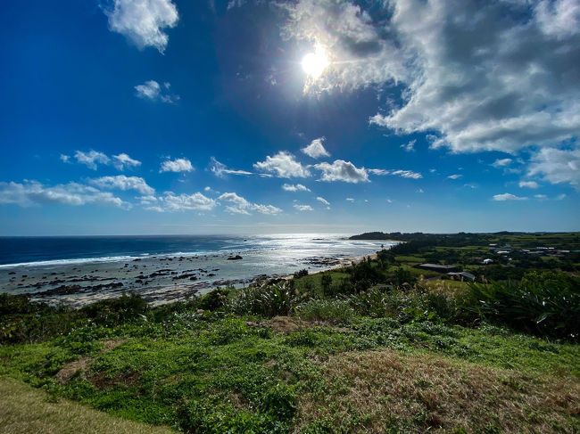 友達の住む奄美大島へ１０年ぶりに行きました<br />レンタカーできれいな海と山を満喫<br />冬でも暖かく、人が少なくて良いところです<br /><br />伝泊という古民家をリノベーションしたところにとまりました<br />大雨をダイレクトに感じました