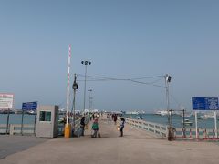 Pattaya 団体客去り静かなバリハイ桟橋2月/2020