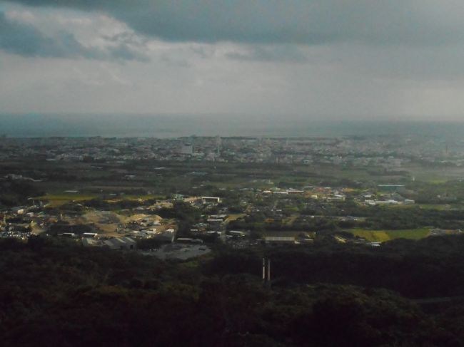 千葉ロッテマリーンズの石垣キャンプ見学をした後はバンナ岳に行き、帰京しました。