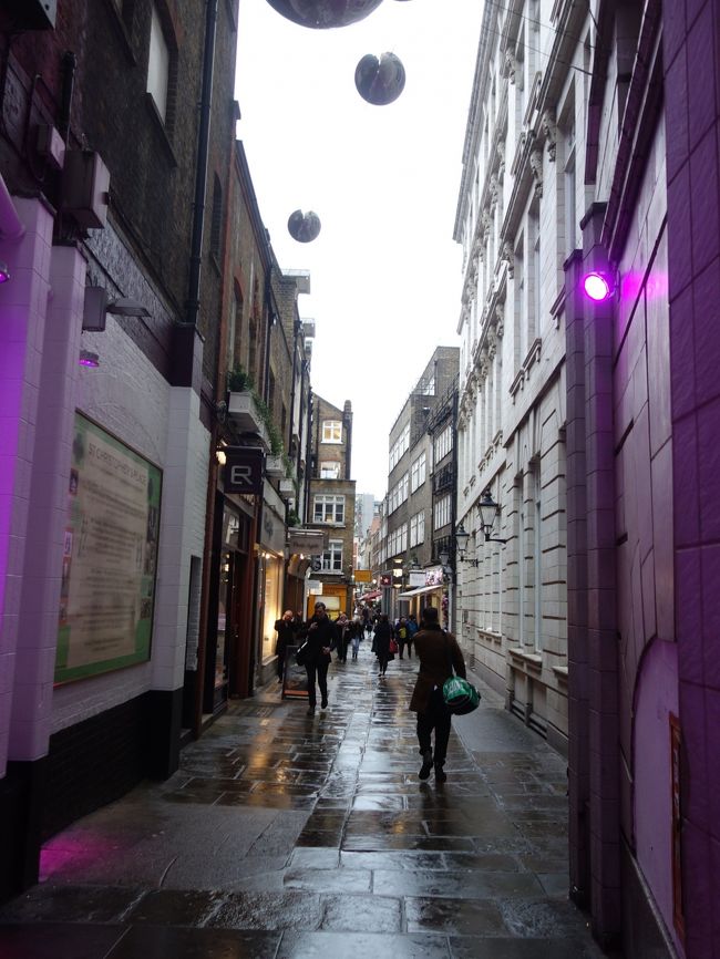 London(2.8) St. Christopher's Place はステキな小路。考えた街づくりをする人がいるのです。