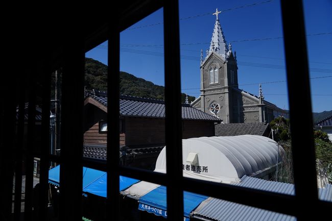 九州での旅の6日目。<br />この日は、天草下島の?・津集落を歩き、島の西側にある下田温泉へと向かう。<br />﨑津集落は、以前から、海越しに見る教会の景色が印象に残っていたため、今回訪れることにしたのだ。<br />ただ、世界遺産『長崎と天草地方の潜伏キリシタン関連遺産』の構成資産に登録されたため、少し不安を感じながらの訪問となった。