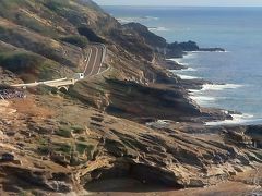 Oahu-26　シーライフパークへの道　送迎車-車窓風景　☆ハナウマ湾・マカプウ岬を経て