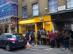 London(5.9) Carnaby StreetにKingly Court。Sohoは次々と新しくなっています。