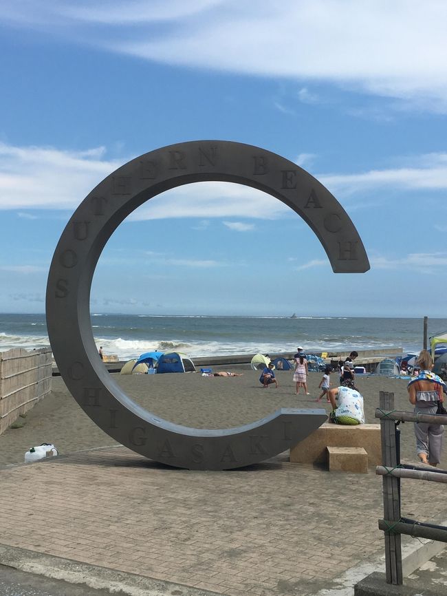 ハマスタ2連戦を観戦。一人旅が決定的だったので、おしゃれな町のゲストハウス泊で貧乏旅を敢行。<br /><br />8月10日<br />地元から一路、片瀬江ノ島へ<br />貸し自転車を借りて、茅ヶ崎のサザンビーチまでのサイクリング。<br />江ノ島ゲストハウスへ。支度をしてハマスタへ。<br />対中日戦観戦。<br /><br />江ノ島ゲストハウス泊<br /><br /><br />8月11日<br /><br />北鎌倉お参り。御朱印をいただく。<br />夕方からハマスタへ。<br />対中日戦観戦。<br /><br />江ノ島ゲストハウス泊<br /><br /><br />8月12日<br />江ノ電で七里ヶ浜へ。Billsで朝ご飯。<br />高徳院をお参りし、由比ヶ浜でビーチコーミング。<br />ビーチ沿いの麻心さんでランチ。<br />鎌倉からグリーン車で東京駅<br /><br /><br />