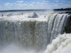 アルゼンチン、イグアスの滝。